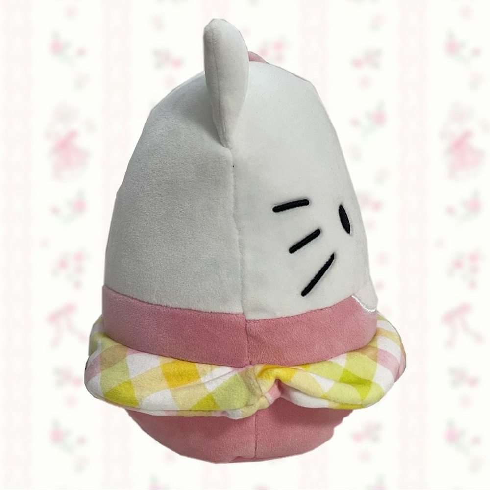 Hello Kitty Spring Squishmallow 8" - Picture 4 of 6